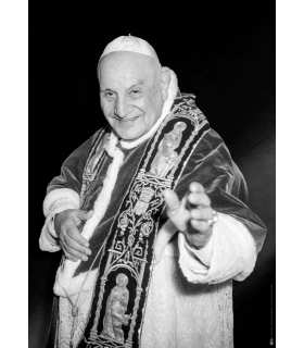 1 affiche grand format du Pape Jean XXIII (noir et blanc)