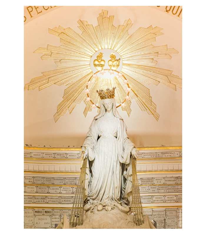  Vierge de la chapelle de la Médaille Miraculeuse rue du Bac chapelle